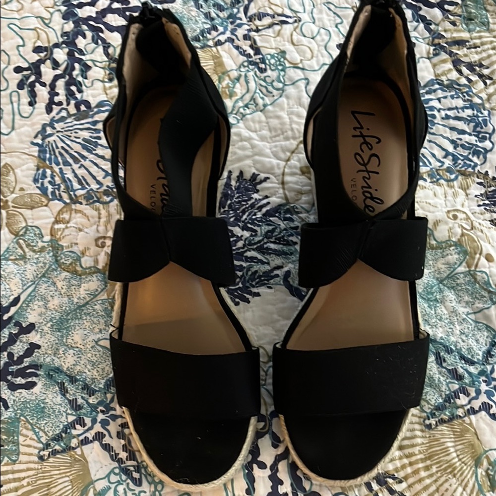 Life Stride Black Sandals with rope wedge heel size 8M